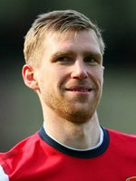 Per MERTESACKER