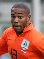 Maceo Rigters