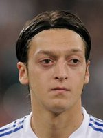Mesut ÖZIL