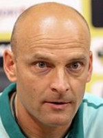Adrian Gul a