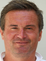Manfred Bender
