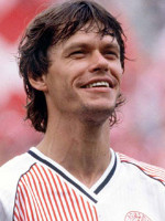 Frank ARNESEN
