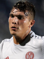 Brandon Vazquez