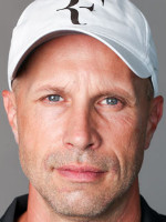Tamas Tiefenbach
