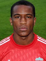 Andre Wisdom