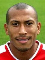 Chris Iwelumo