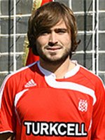 Onur Tuncer